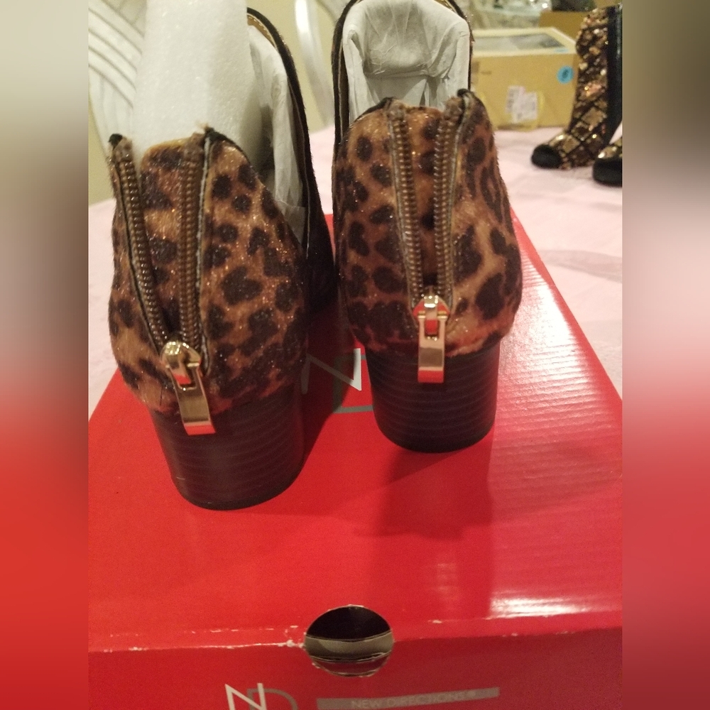 Leopard Ankle Shoe - Picture 2 of 5